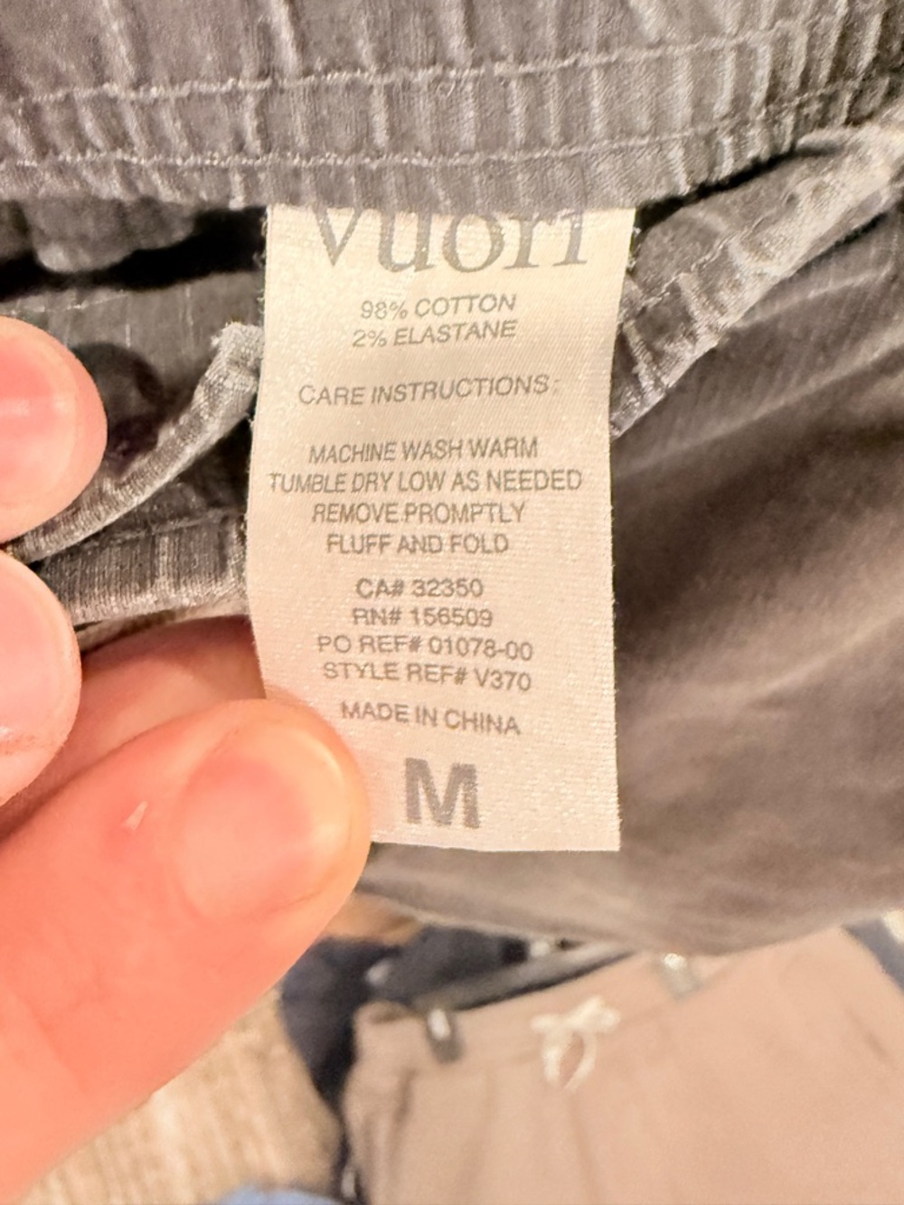 Vuori Men's Drawstring Ripstop Shorts in Light Gray Med - Picture 3 of 4